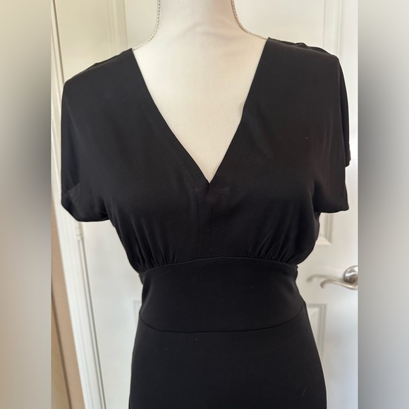 Banana Republic silk black dress. Size M - Picture 3 of 11